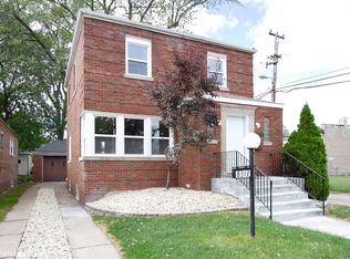 8312 S Crandon Ave, Chicago, IL