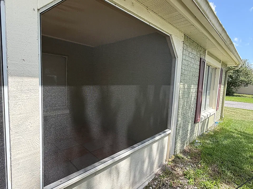 10319 Hidden Ln