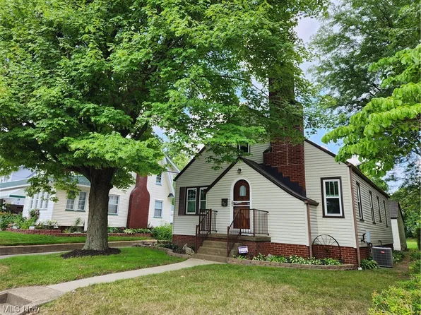 629 23rd St NW, Canton, OH 44709