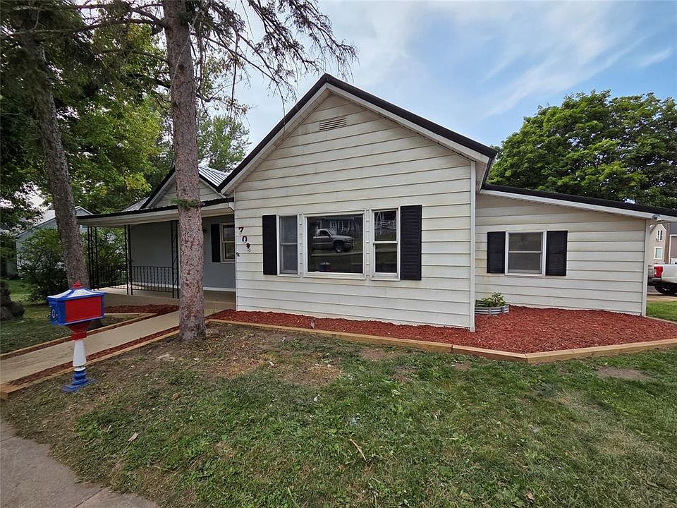 1st image of 702 W Prospect Street