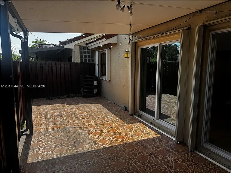 6532 NW 170th Ter — Photo 23