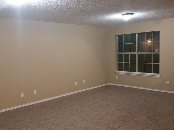 2nd image of 303 Northgate Ave