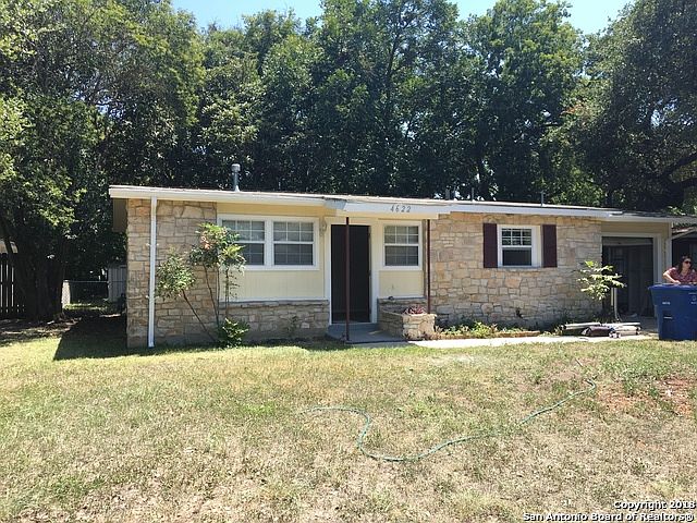 1st image of 4622 Dellcrest Dr
