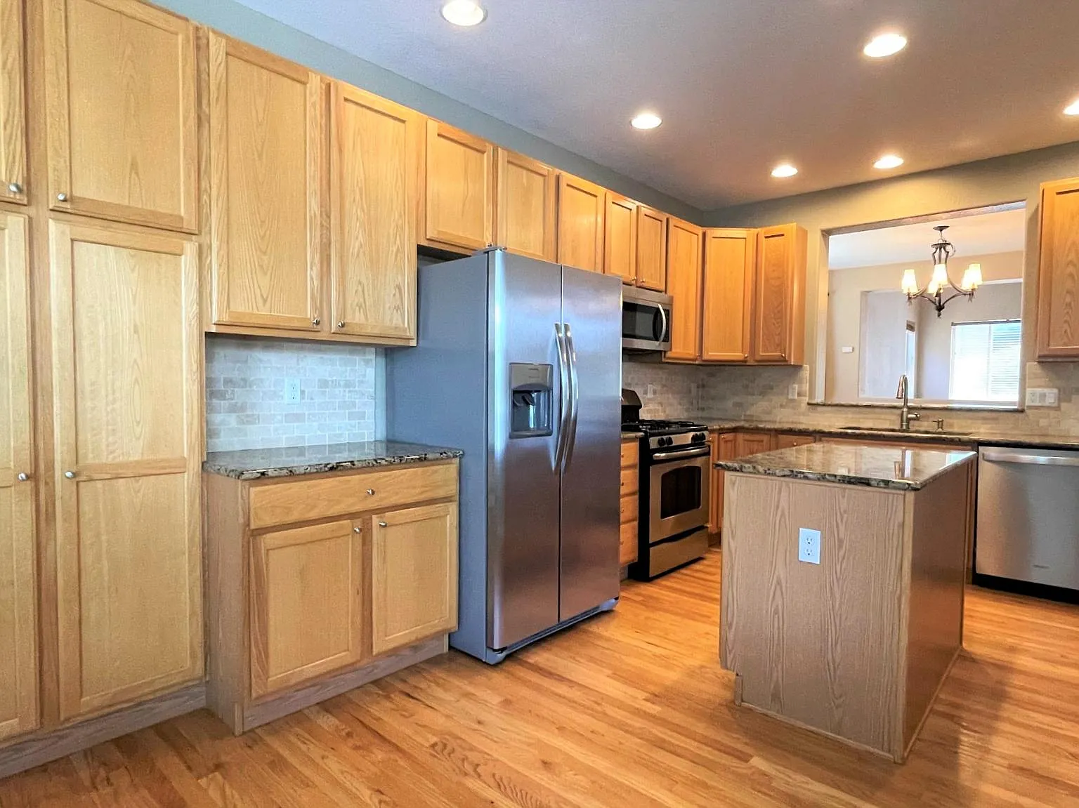 2854 Windridge Cir — Photo 2