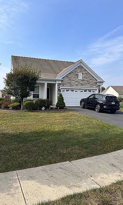 2nd image of 11 Fawnhollow La