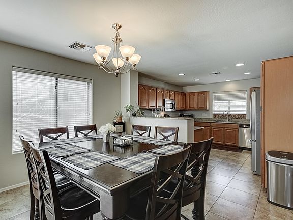 3rd image of 42367 W Mira Ct