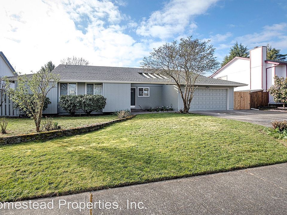 1st image of 5576 SE Sierra St