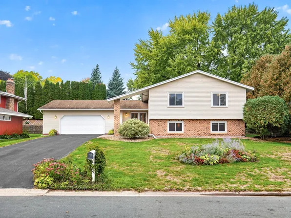 4409 Flag Ave N, New Hope, MN 55428
