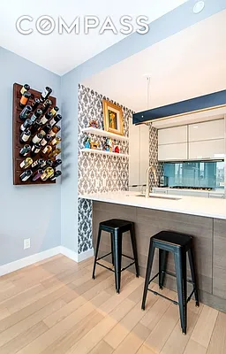 Rented by Compass | media 13