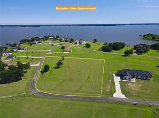 34 Sandy Cove Dr, Streetman, TX 75859
