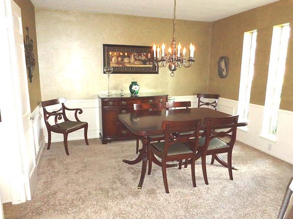 5th image of 15303 Pebble Bend Dr