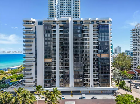 6423 Collins Ave, Miami Beach, FL