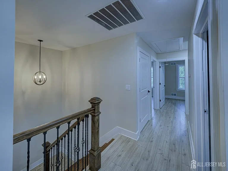 8 Travers Ave #1 — Photo 11