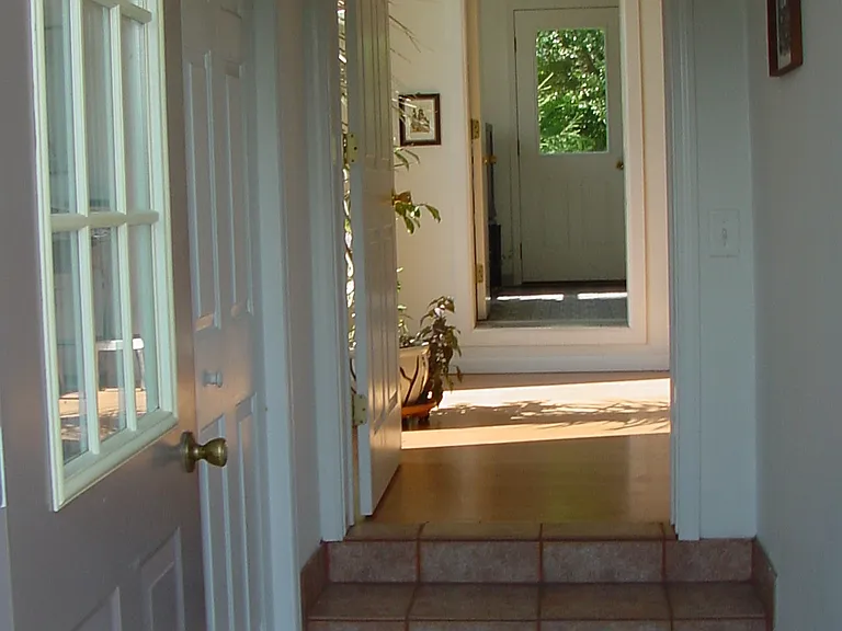 1452 Hanshaw Rd — Photo 3