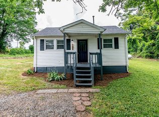 141 Harrison St, Gretna, VA 24557