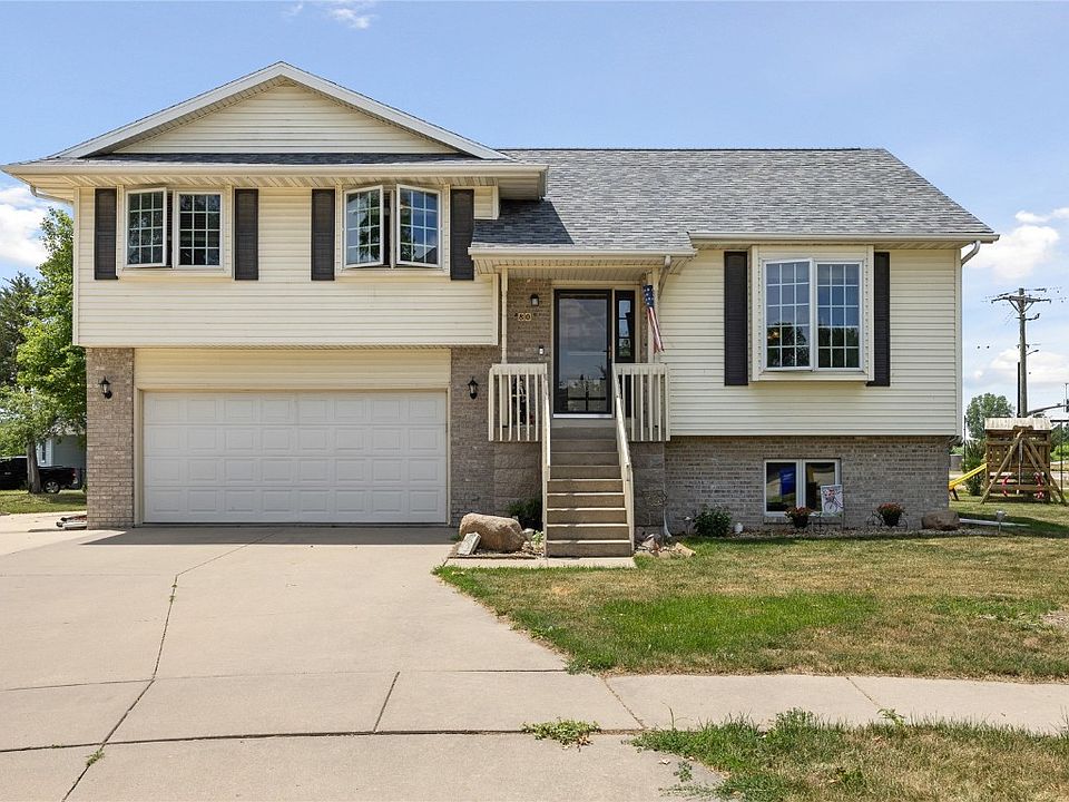 1st image of 80 Vixen Cir