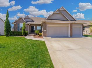 1513 N Shadow Rock Dr, Andover, KS 67002