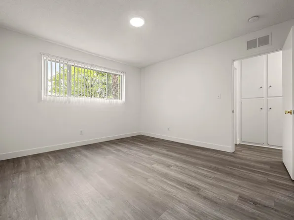 7518 LEXINGTON, 7518 Lexington Ave APT 11, West Hollywood, CA 90046