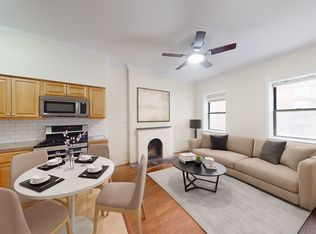 955 2nd Ave #3A, New York, NY 10022