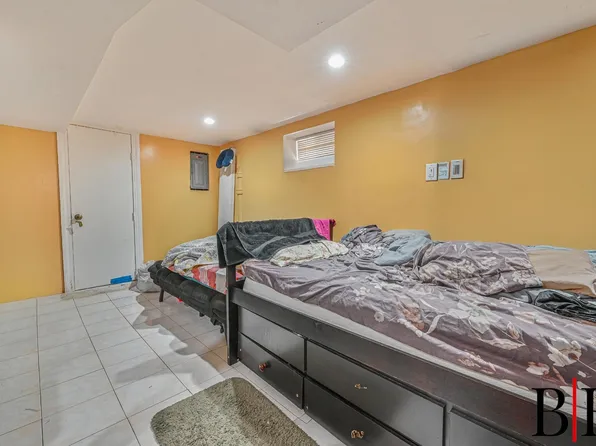 1448 East 53rd Street image 11 of 21