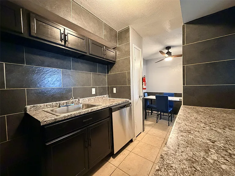 9550 Deering Dr #509 — Photo 5