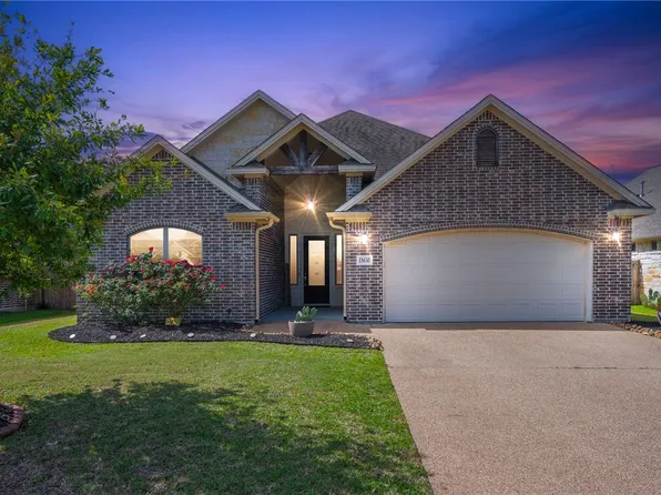 15630 Shady Brook Ln, College Station, TX 77845