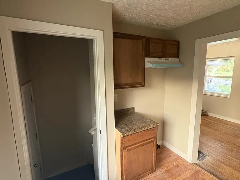 Unit Photo