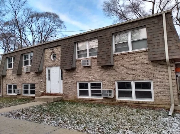 3301 Colgate Ave, Zion, IL 60099