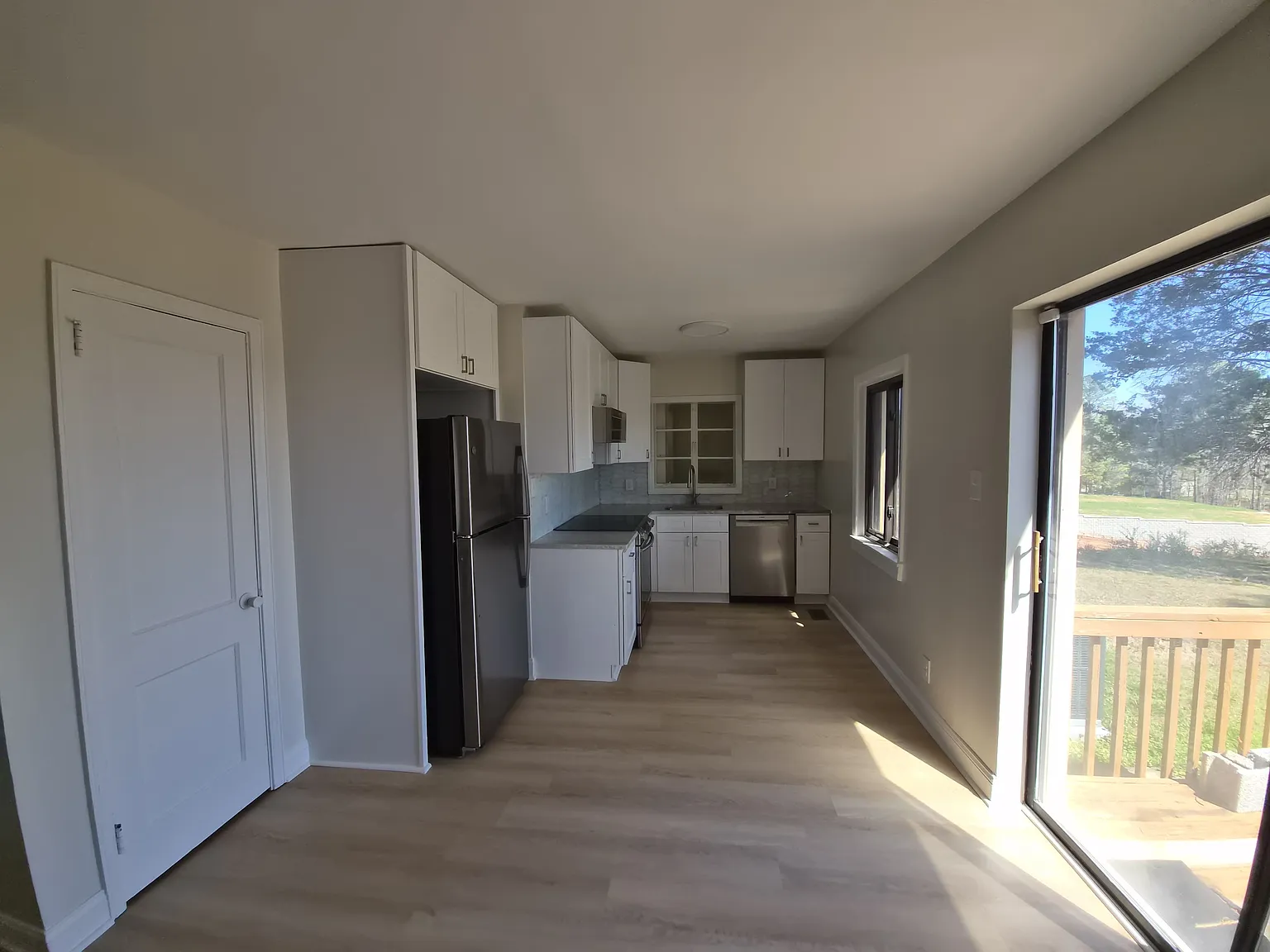 1 bed, 730 sqft, $1,500 — Photo 2