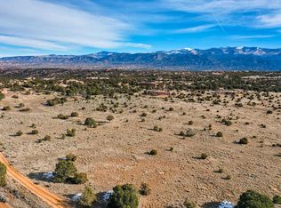 19 Lobo De Tano, Santa Fe, NM 87506