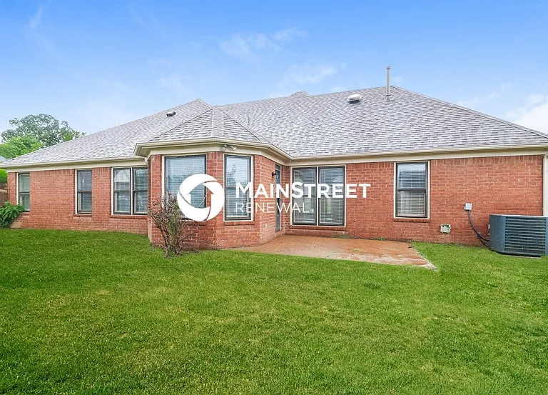 9261 Sarsen Dr — Photo 17