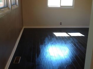 3025 Barcelona Rd SW, Albuquerque, NM 87105