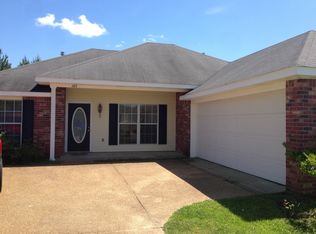 105 Riverwood Pl, Pearl, MS 39208