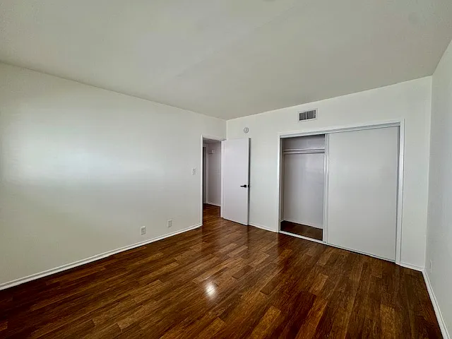 337 S Elm Dr #3 — Photo 22