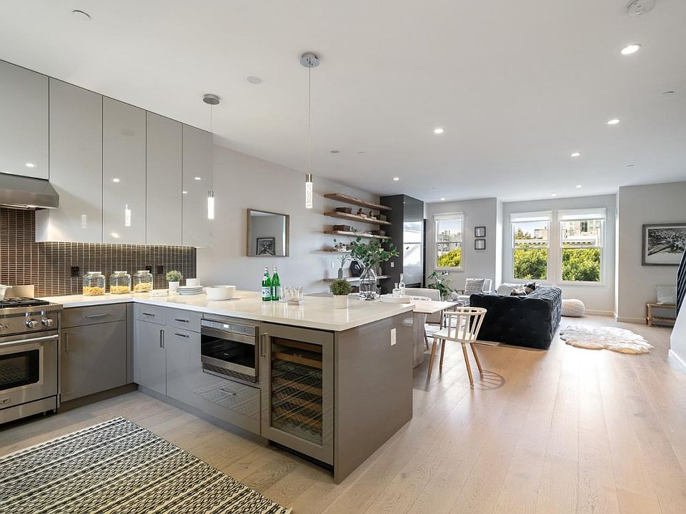 1st image of 200 Dolores St #12