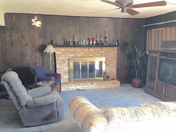 4th image of 1814 Foxcrost Ln