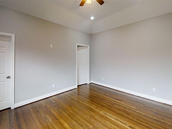 5th image of 4323 Alice St