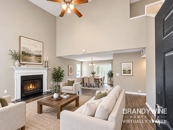 4 bed, 2.0 bath, 1644 sqft, $2,095 — Photo 3