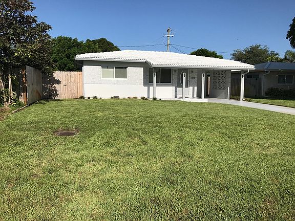 3rd image of 4571 NE 5th Ave