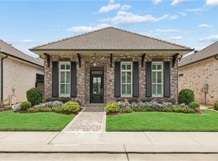 708 Rue Courtney Dr, Covington, LA 70433