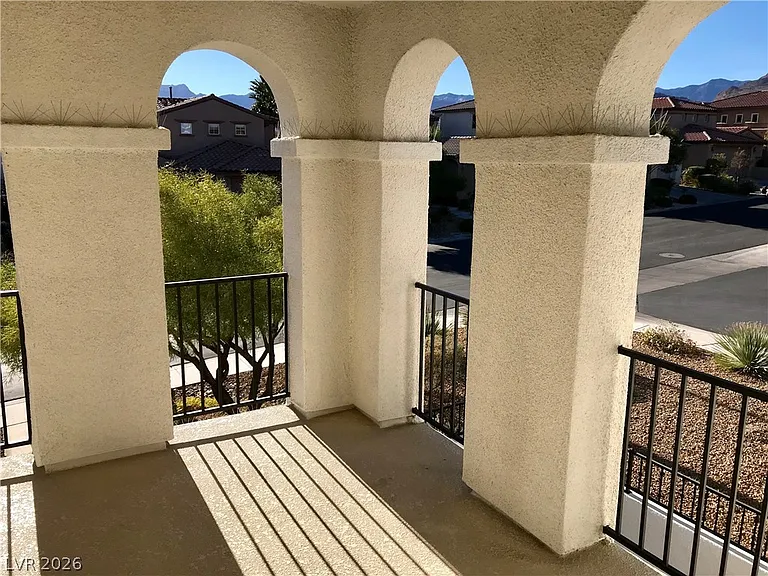 920 Contadero Pl — Photo 3