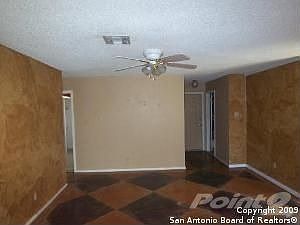 3rd image of 3915 Briarvalley St