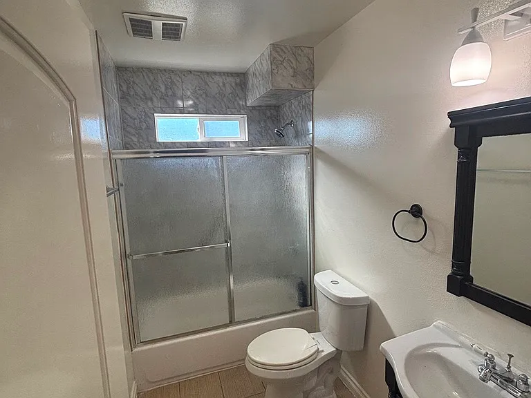 347 E 118th Pl — Photo 10