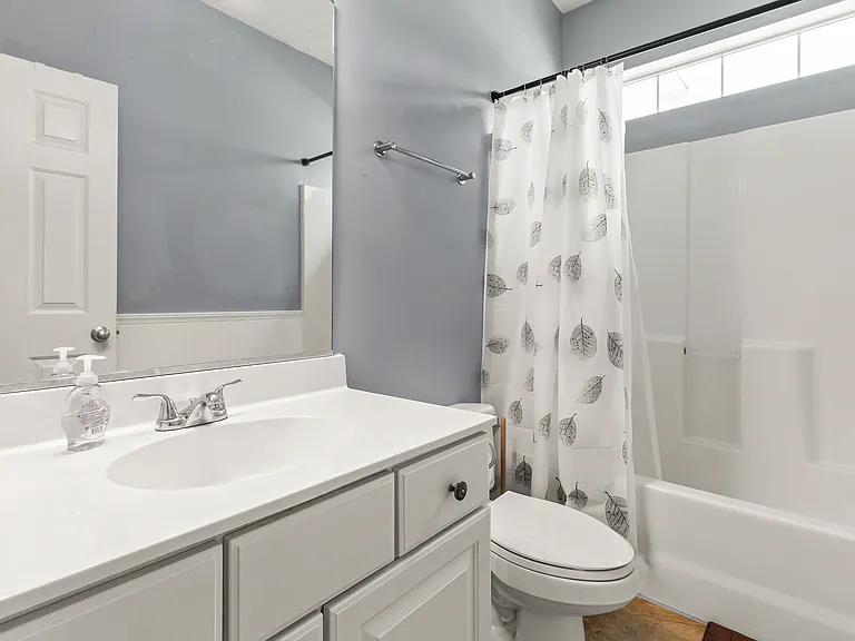 211 Springlake Dr — Photo 18