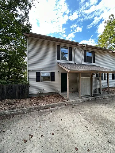 1379 E Sequoyah Ct Photo 1