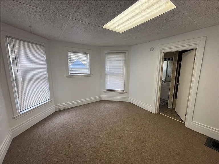612 W Church St #A — Photo 8