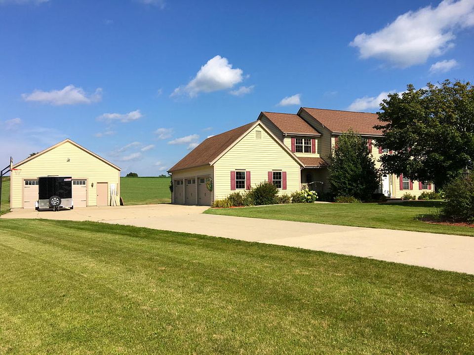 2nd image of 5428 Meadowview Ln