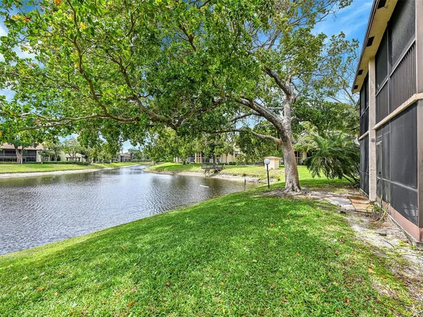 2297 SW 15th St APT 125, Deerfield Beach, FL 33442