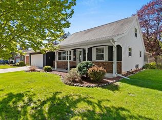 430 Fairview Way, Shawano, WI 54166