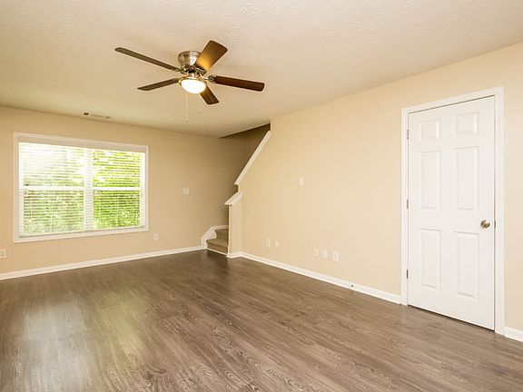 4th image of 388 Double Creek Dr